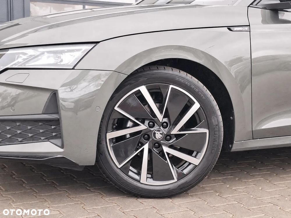 Skoda Octavia 1.5 TSI mHEV Sportline DSG - 3