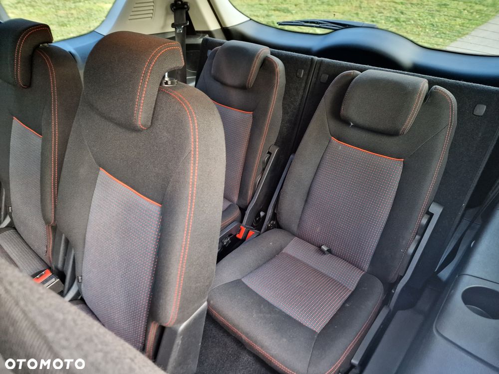 Ford S-Max 2.0 TDCi DPF Titanium X - 13
