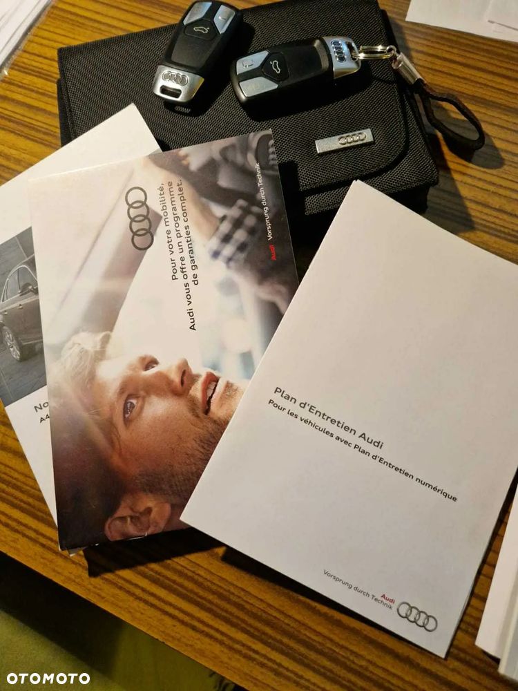 Audi A4 Limousine - 8