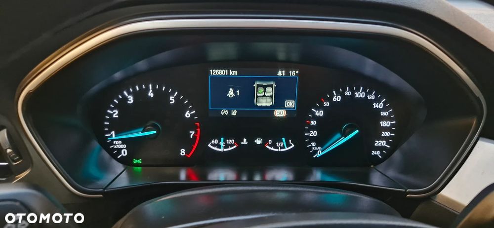 Ford Focus 1.0 EcoBoost Trend Edition Business - 38