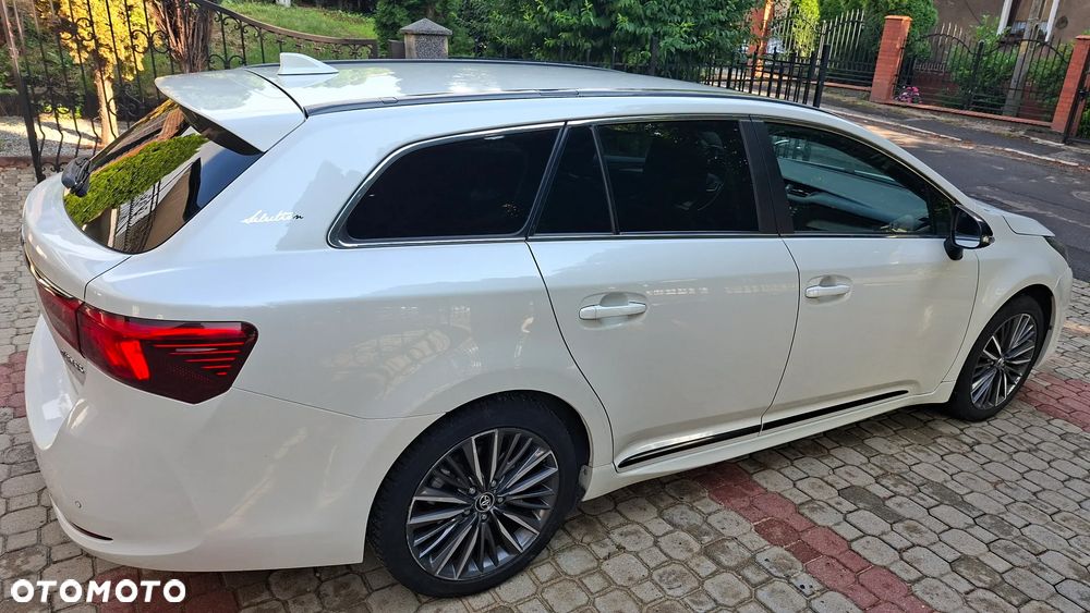 Toyota Avensis 1.8 Selection MS - 7