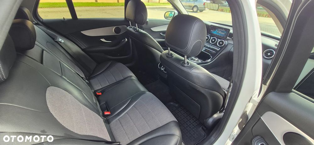 Mercedes-Benz Klasa C 180 9G-TRONIC - 10