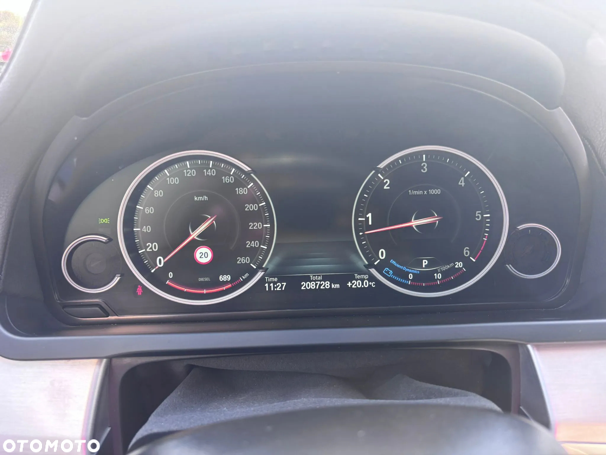 BMW Seria 7 740d xDrive - 15