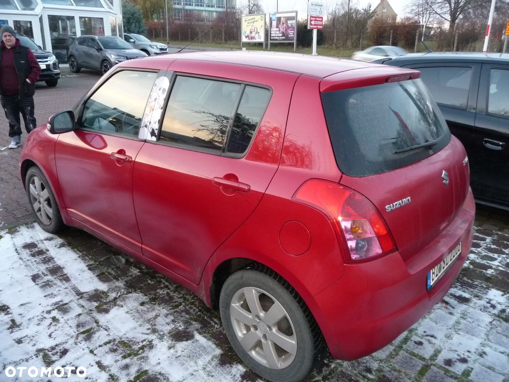 Suzuki Swift 1.3 Comfort - 4