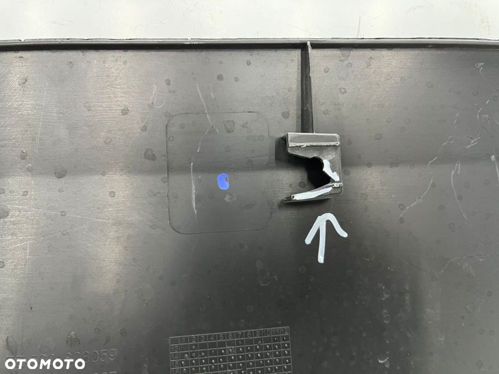 Listwa Iveco Daily 4 IV 14r.- prawa przednia dolna nakładka drzwi pasażera prawy przód 5801808059 - 10
