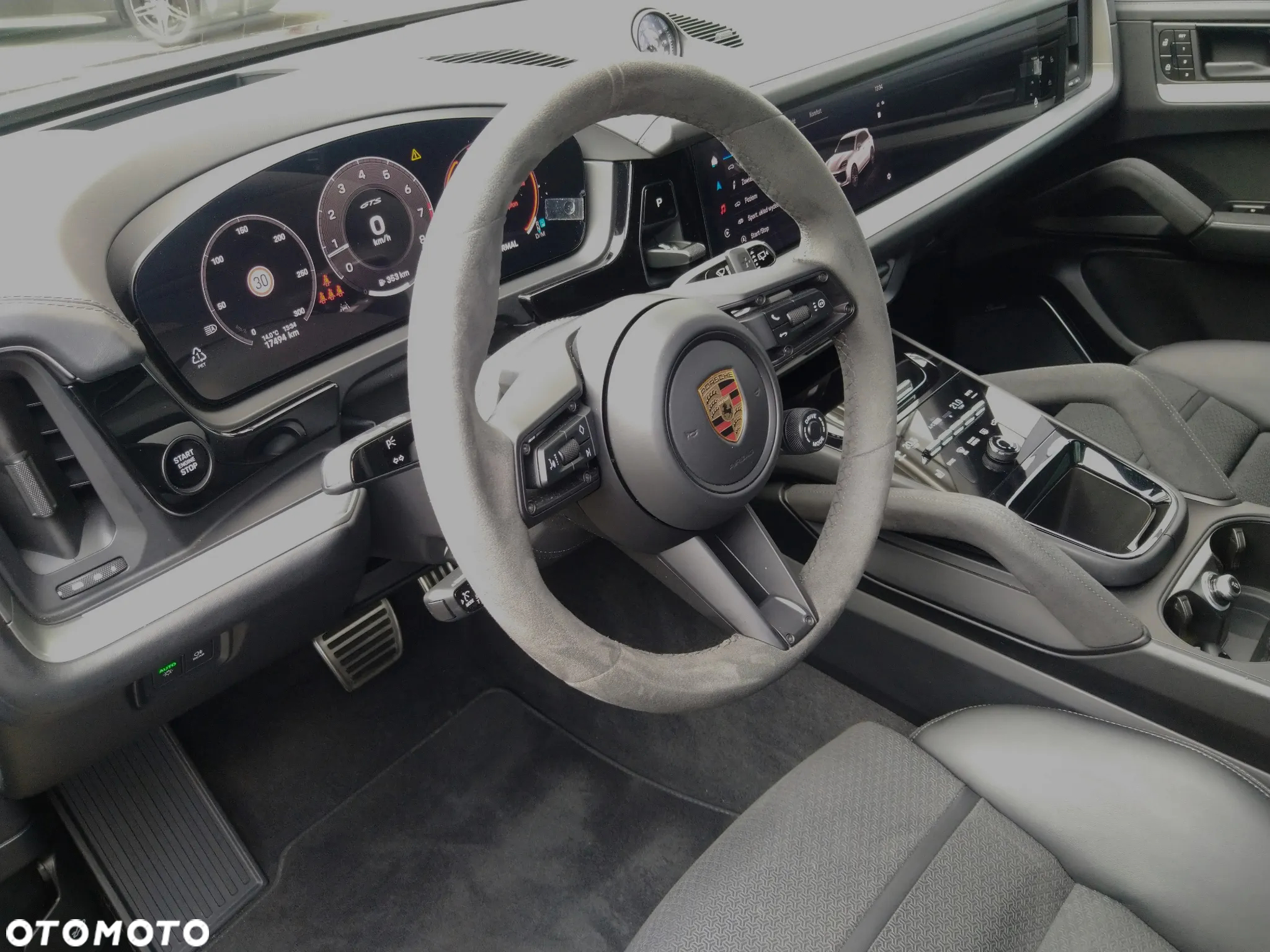 Porsche Cayenne Coupe GTS - 9