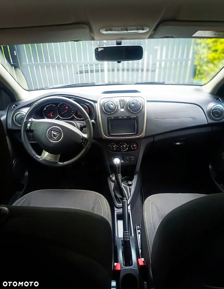 Dacia Sandero TCe 90 Laureate - 18