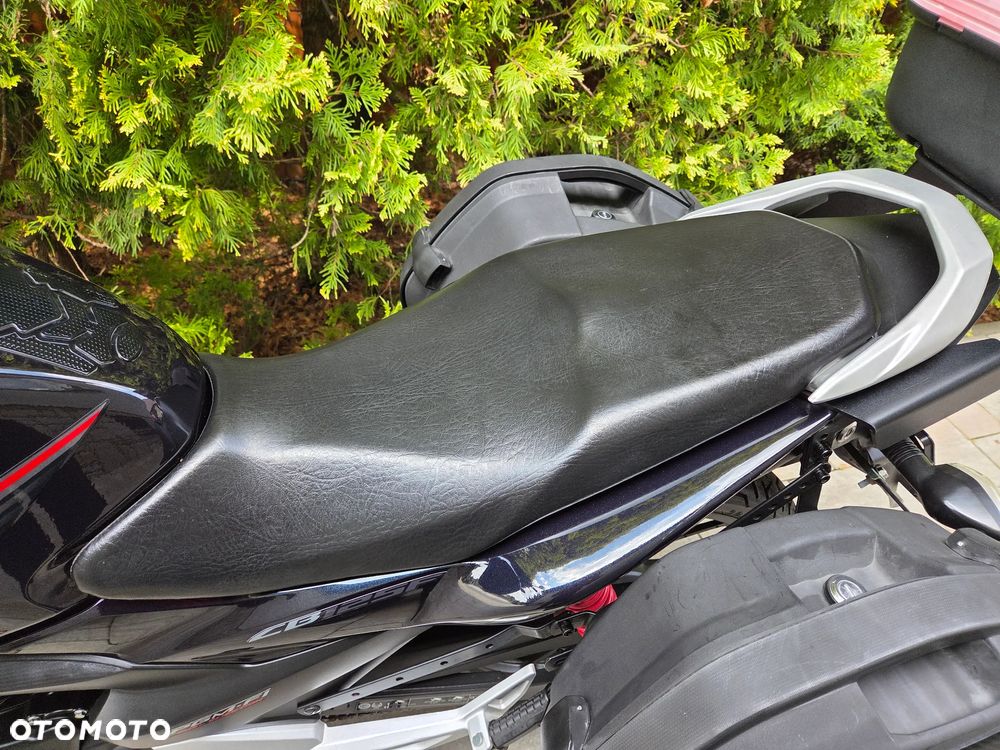 Honda CB - 23
