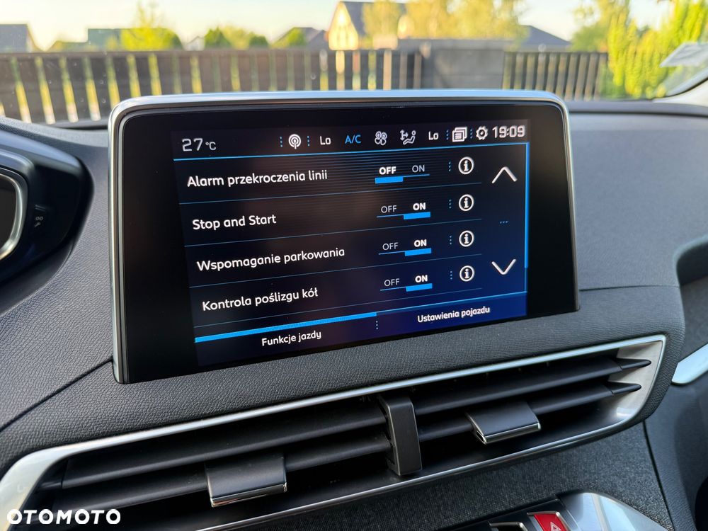 Peugeot 3008 BlueHDi 130 Stop & Start Allure - 23