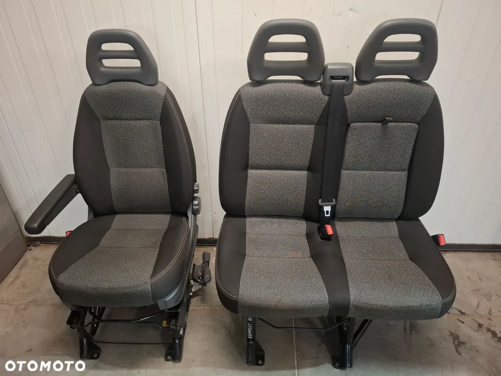 Fotel kierowcy kanapa pasażera ławka Fiat Ducato III rok 2018 cena za komplet foteli - 1