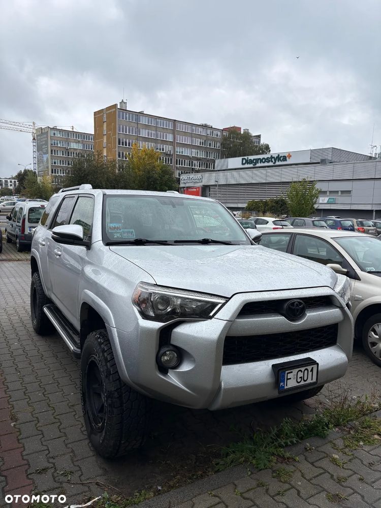 Toyota 4-Runner - 1