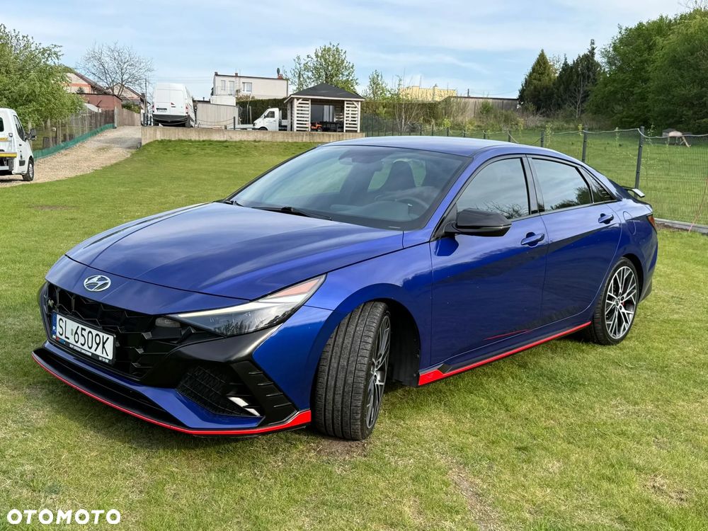 Hyundai Elantra - 10