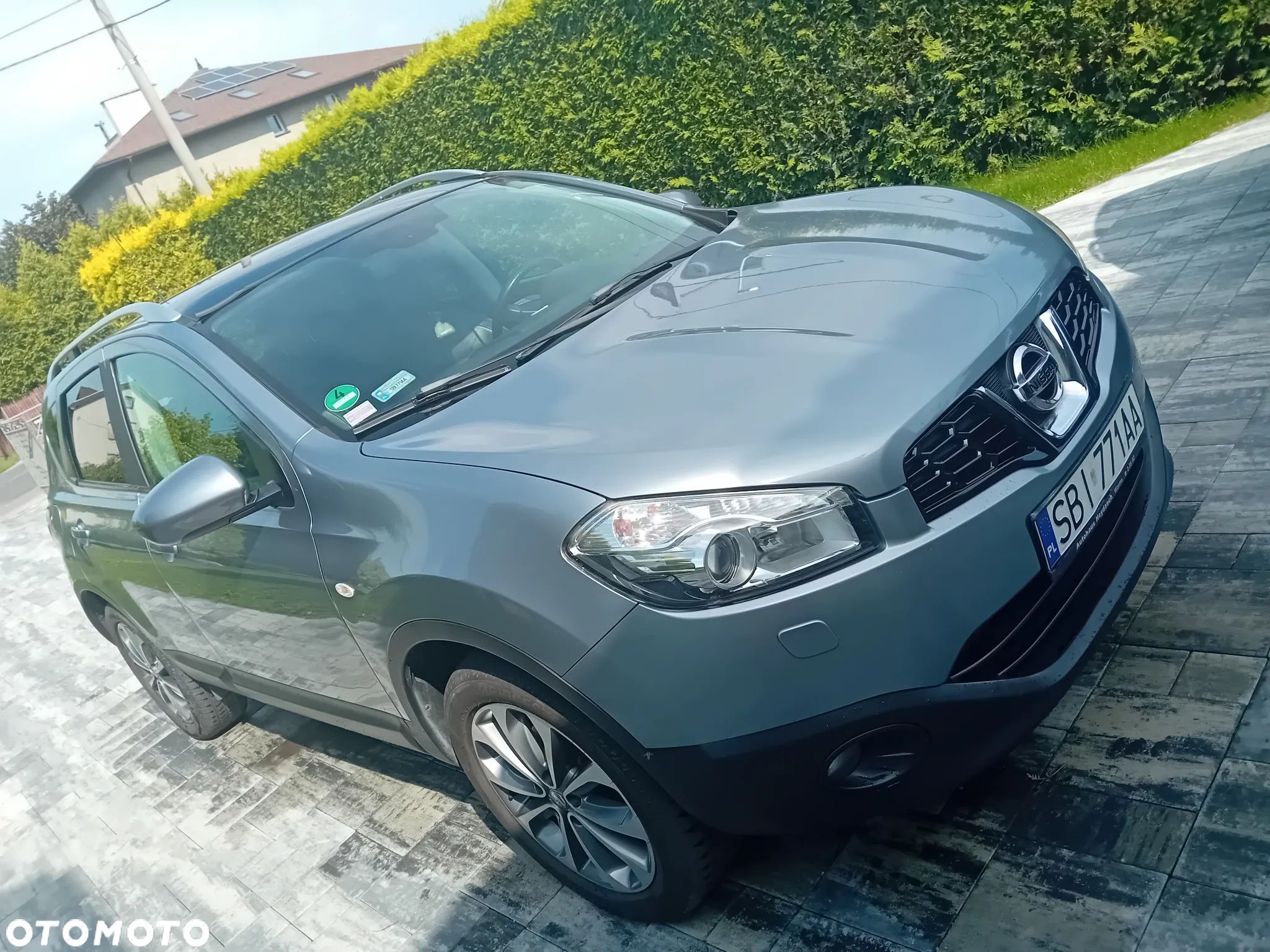 Nissan Qashqai - 1