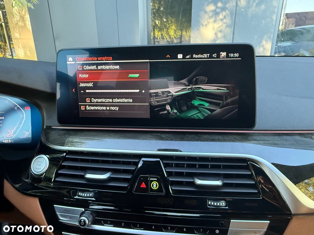 BMW Seria 5 530i xDrive mHEV M Sport sport - 37