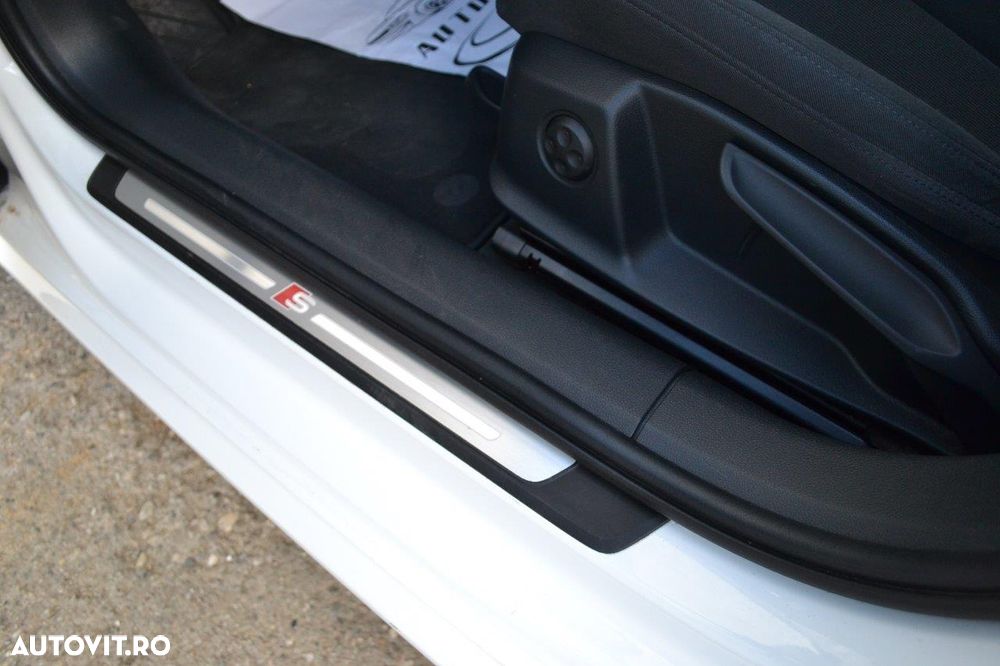 Audi A4 2.0 TDI ultra S tronic sport - 9