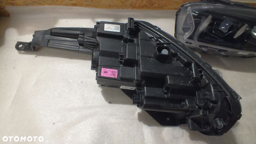 Lampa przednia lewa prawa Kia X ceed Lift 92101j7850 - 7