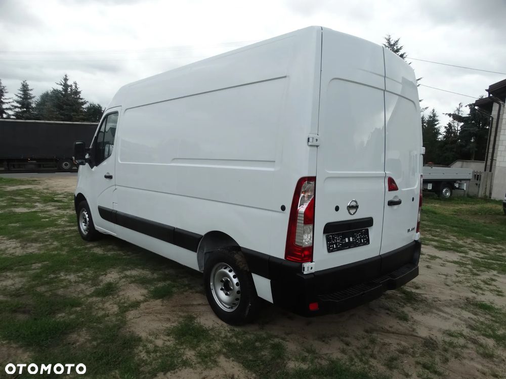 Nissan NV400 - 7