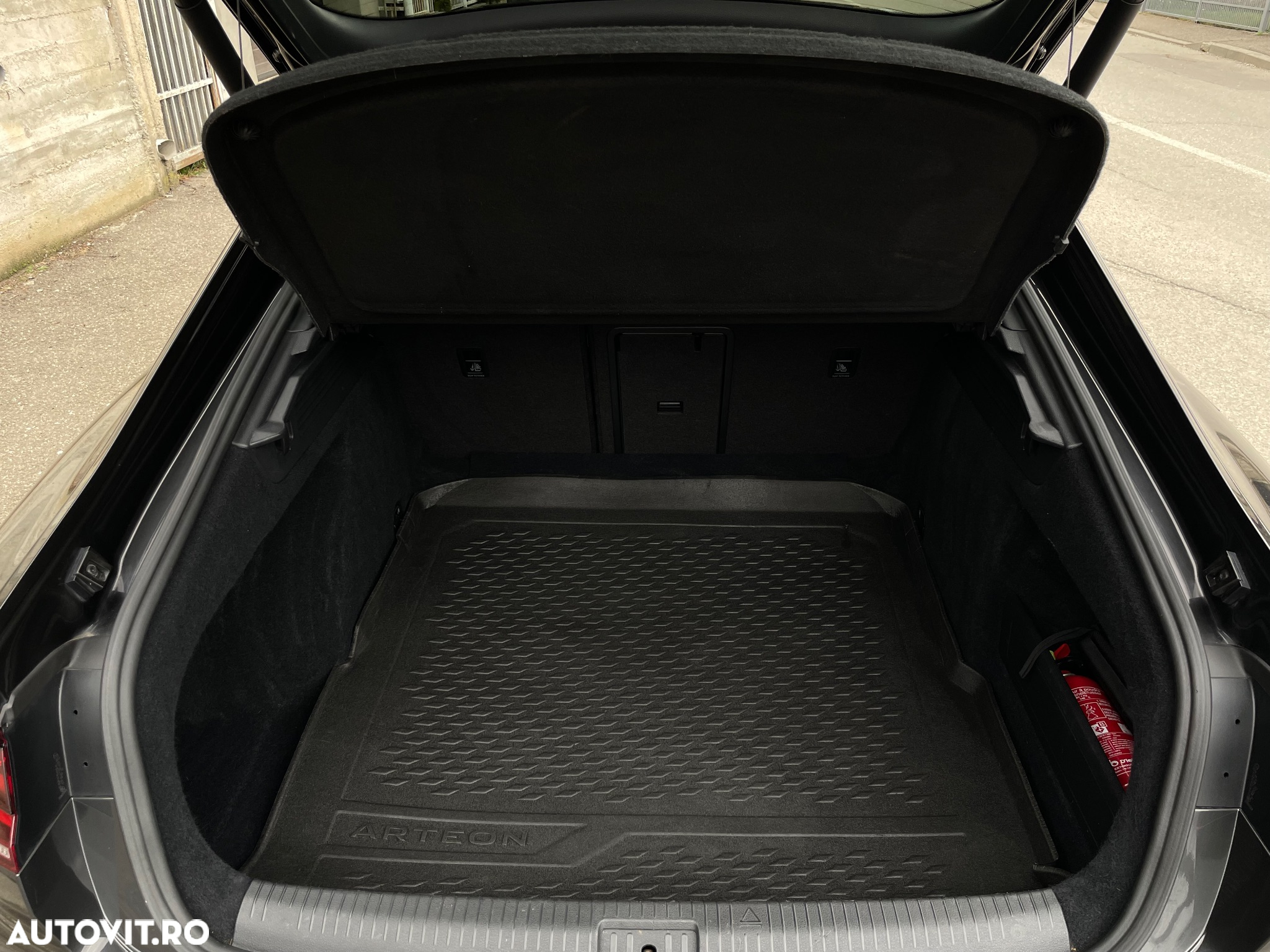 Volkswagen ARTEON 2.0 TDI R-Line - 30
