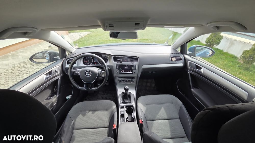 Volkswagen Golf 1.6 TDI BMT Comfortline - 14