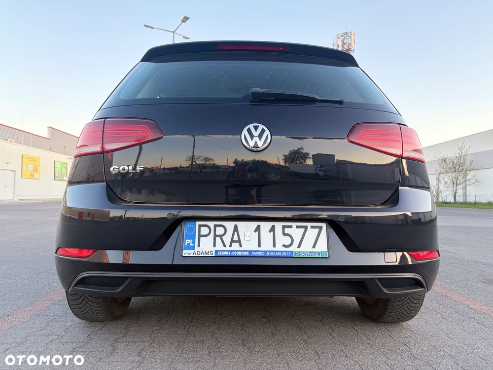 Volkswagen Golf 1.6 TDI (BlueMotion Technology) Trendline - 4