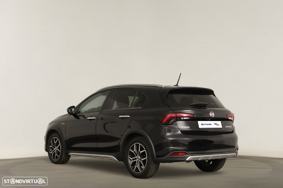Fiat Tipo Cross 1.0 GSE T3 City - 3