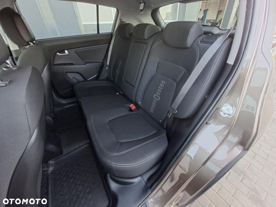 Kia Sportage - 12