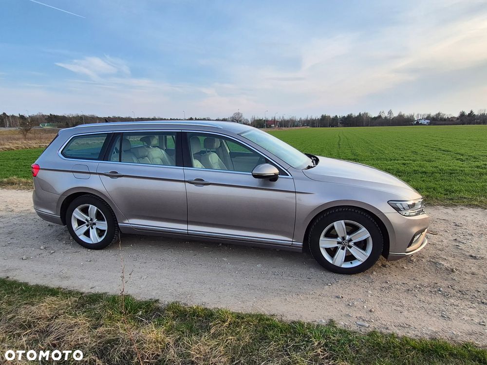 Volkswagen Passat 2.0 TDI 4Mot Elegance DSG - 19