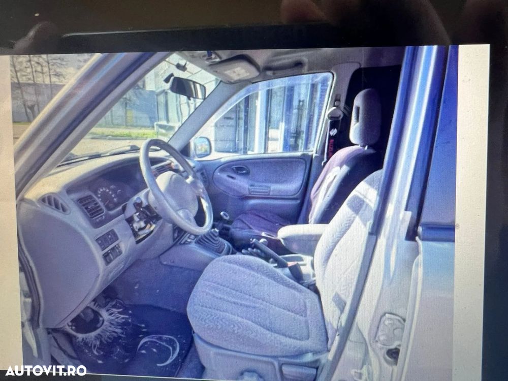Suzuki Grand Vitara - 8