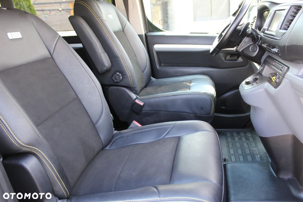 Opel Vivaro Extra Long 3,1t (bryg.) - 11