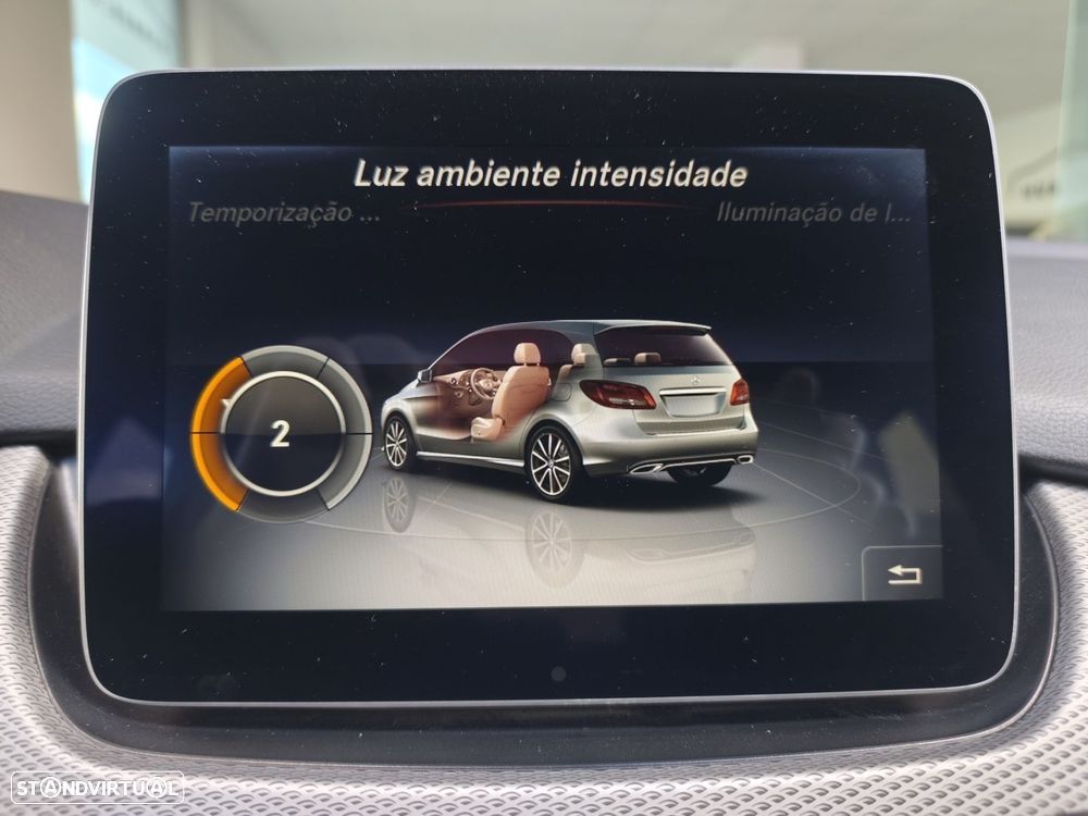 Mercedes-Benz B 180 d Urban Aut. - 12