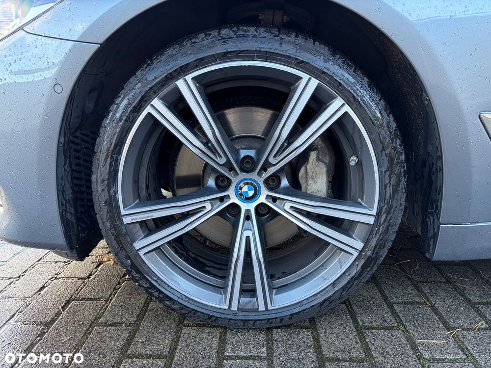 BMW Seria 5 530i GPF Luxury Line sport - 26