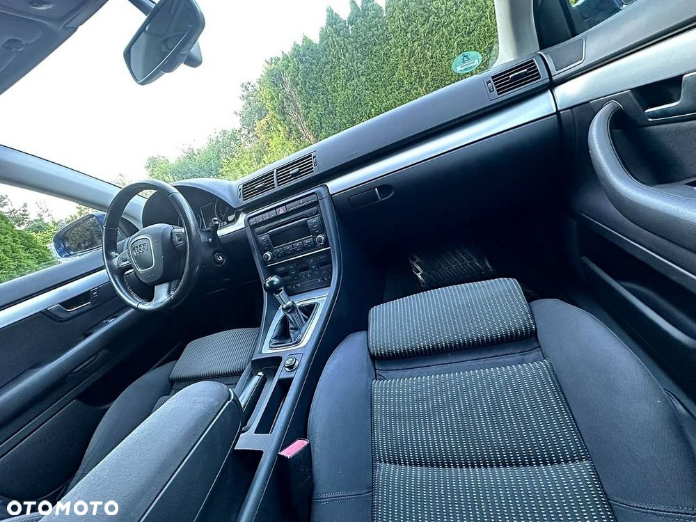 Audi A4 Avant - 8