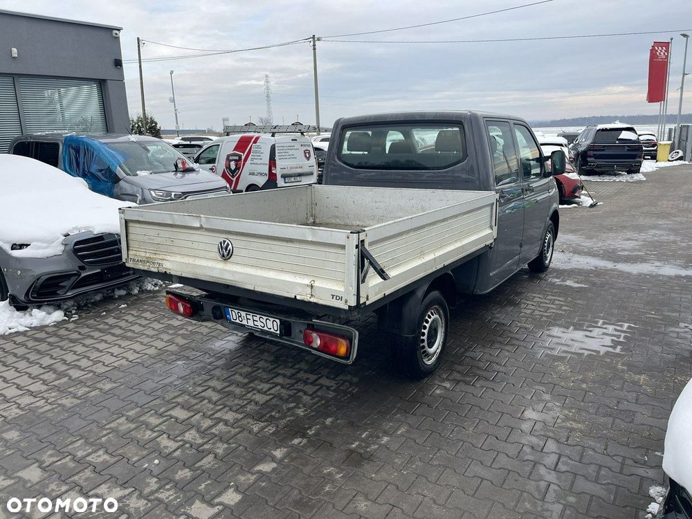 Volkswagen Transporter - 4