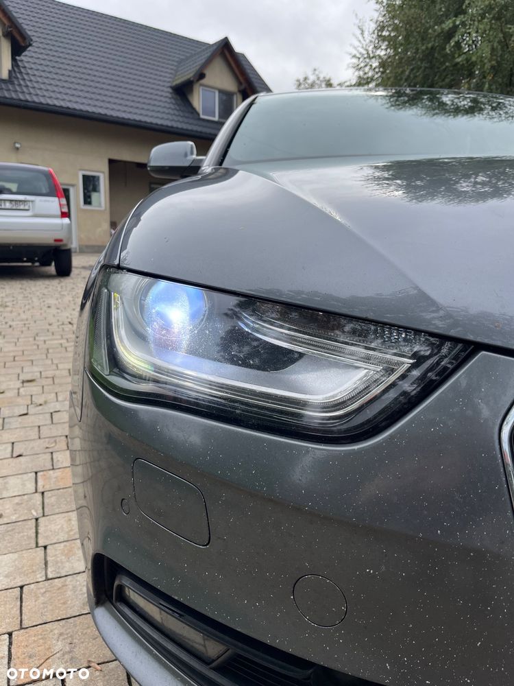 Audi A4 Avant 2.0 TDI Quattro S tronic - 5
