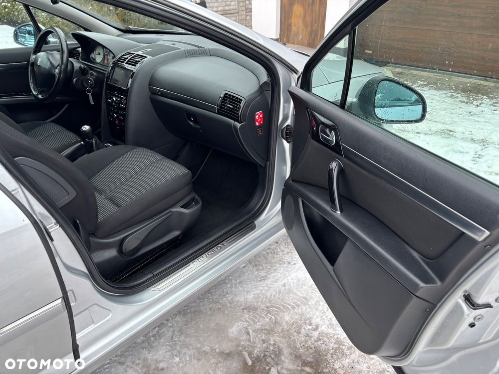 Peugeot 407 2.0 Premium - 27
