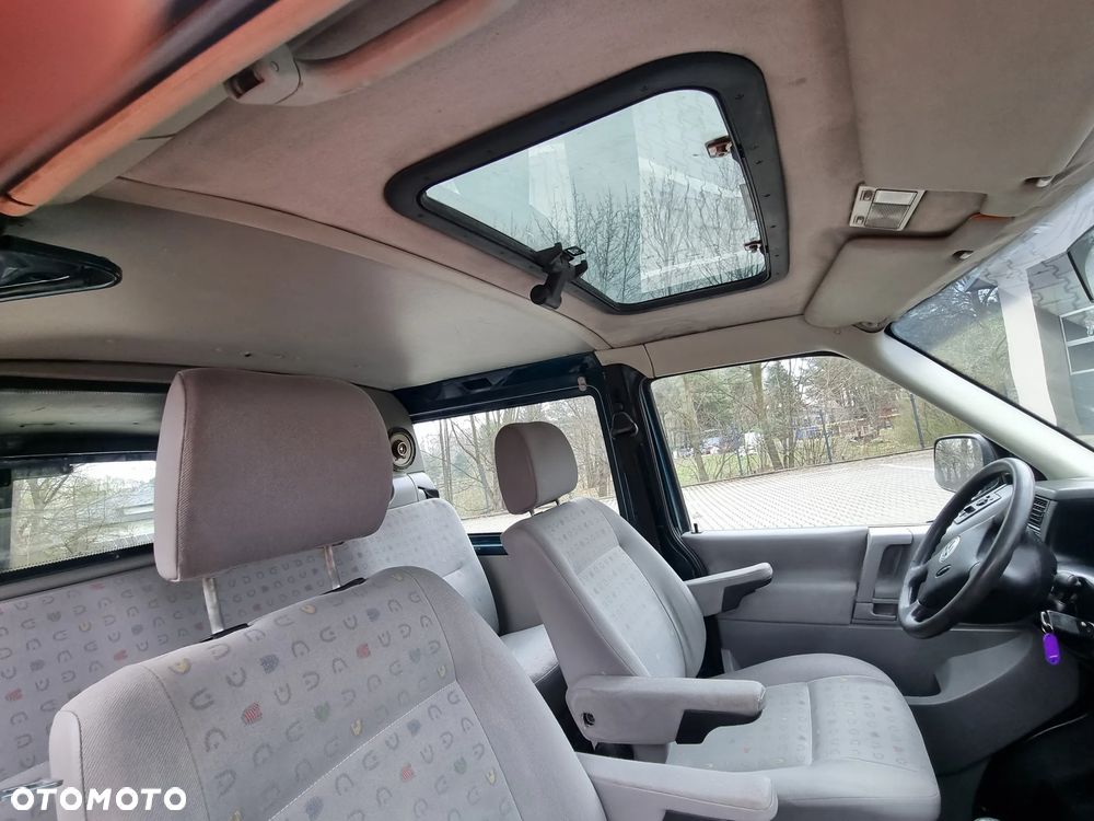 Volkswagen Transporter - 18