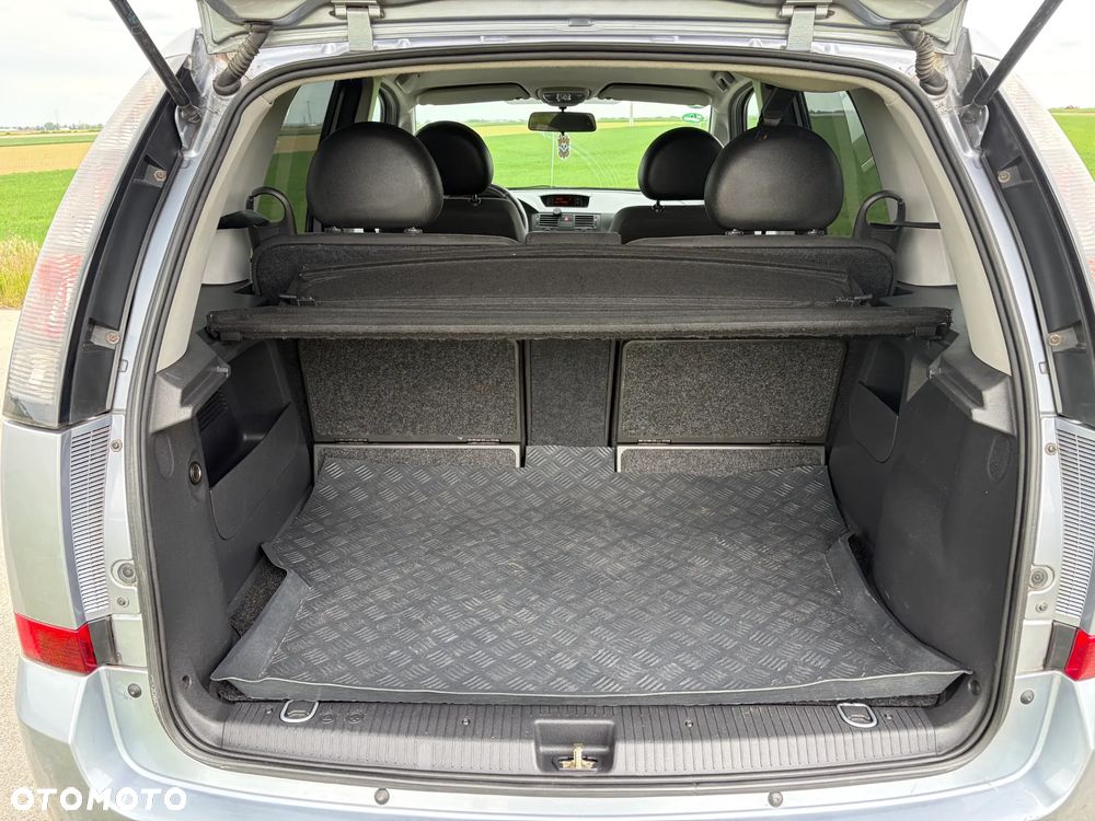 Opel Meriva 1.6 16V - 10