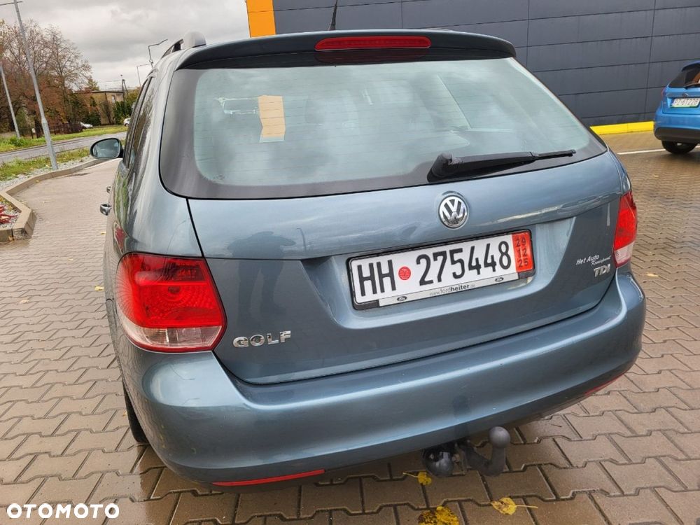 Volkswagen Golf - 10