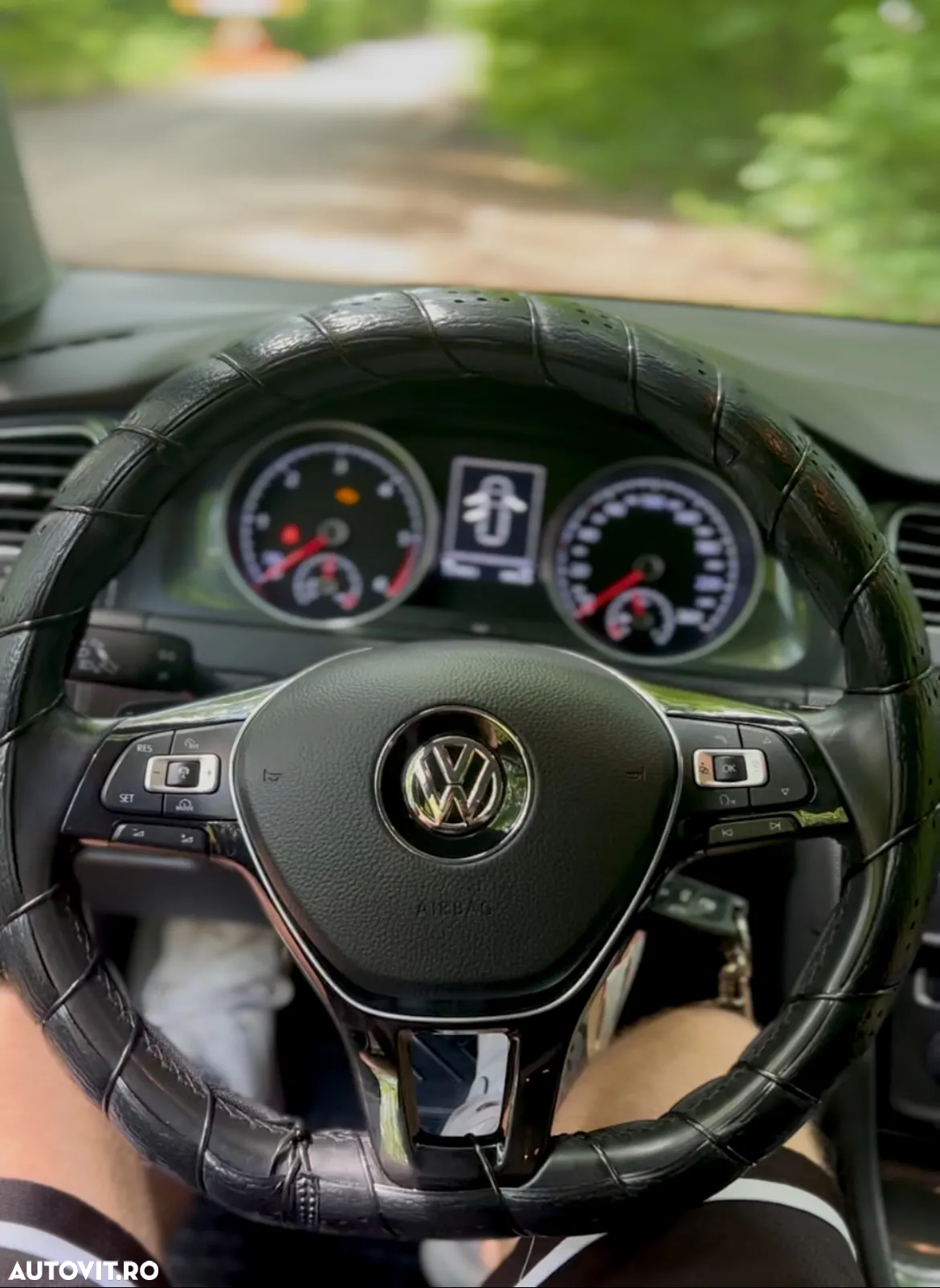 Volkswagen Golf 1.6 TDI DSG Comfortline - 12