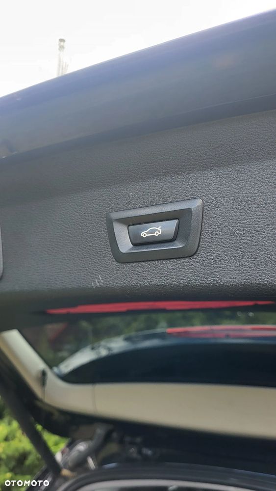 BMW X1 xDrive20d xLine - 4