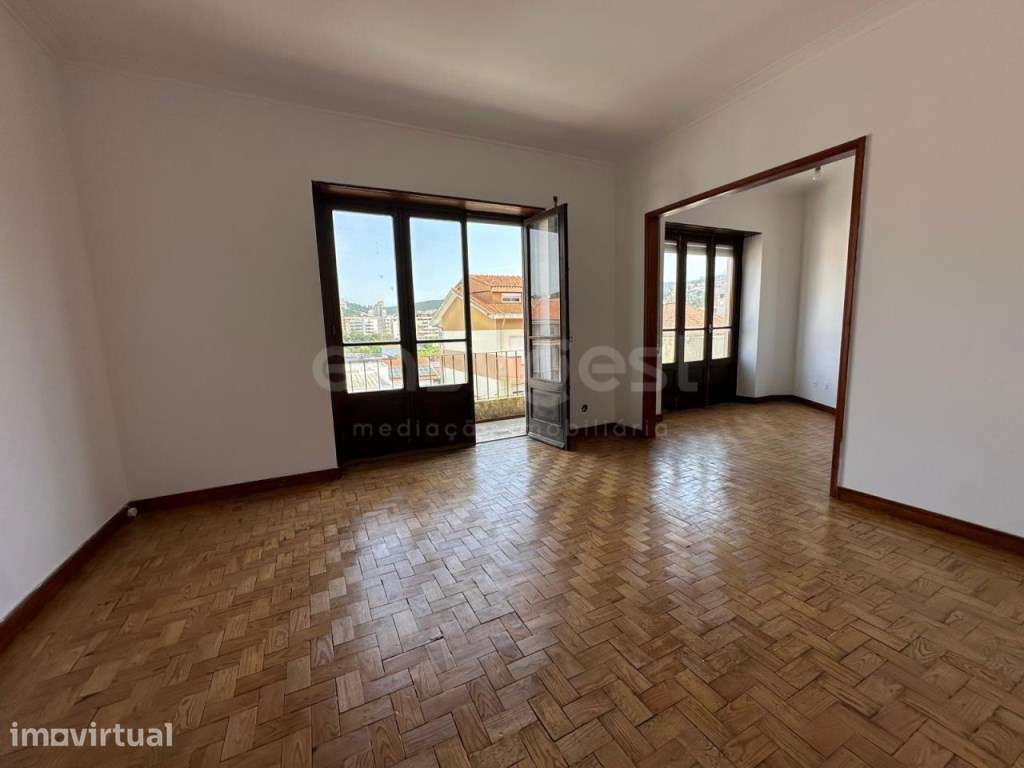 Apartamento T4 no Bairro Norton de Matos - Coimbra - Grande imagem: 5/19