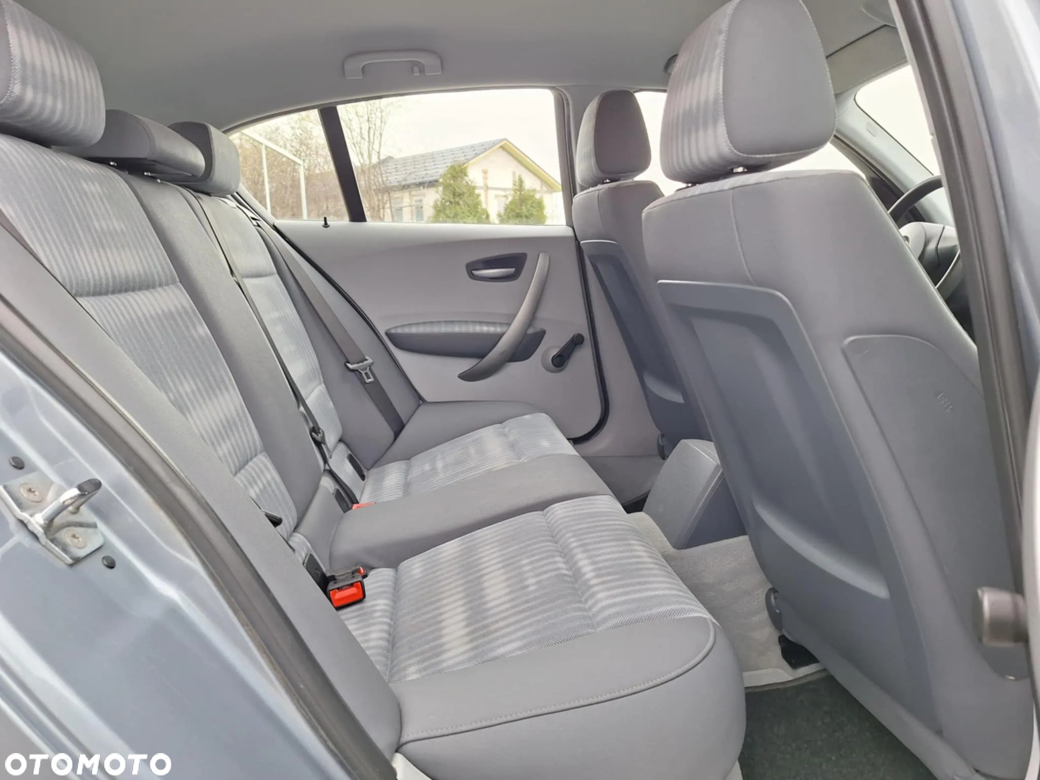 BMW Seria 1 116i - 20