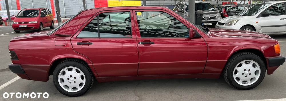 Mercedes-Benz W201 (190) - 9