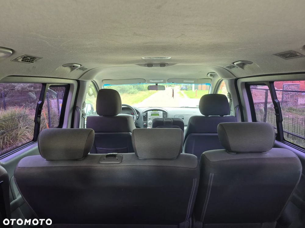 Hyundai H-1 2.5 CRDi Travel Comfort - 23