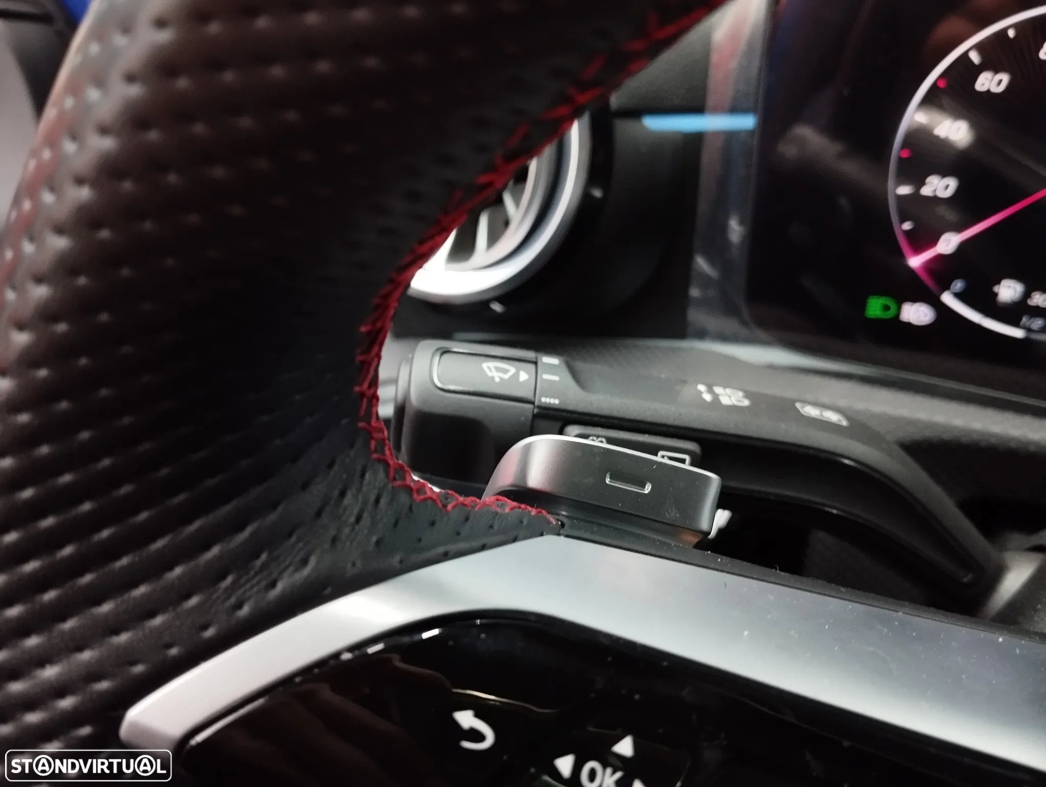 Mercedes-Benz A 180 d 8G-DCT AMG Line - 26