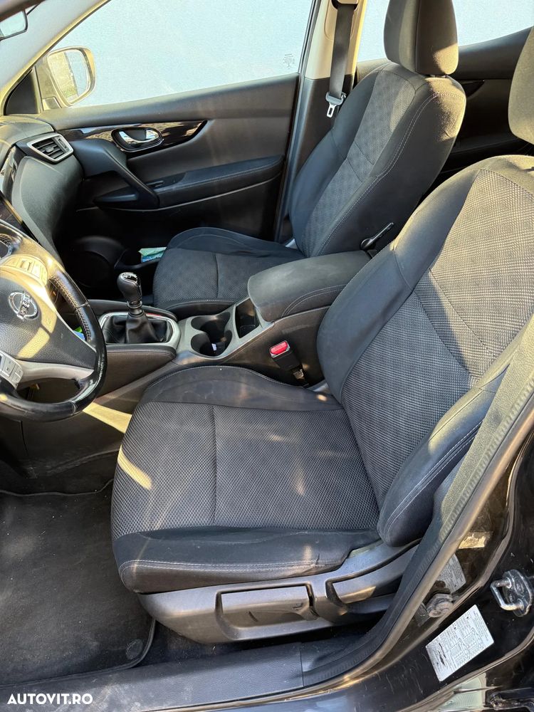 Nissan Qashqai 1.2 DIG-T ACENTA - 8