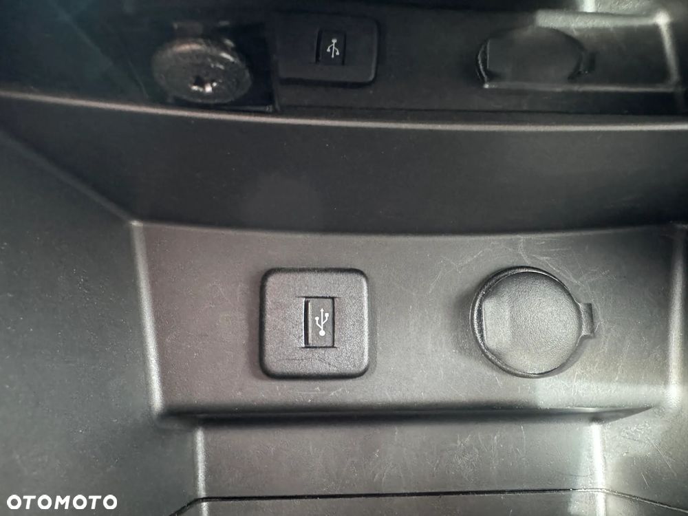Suzuki Vitara 1.5 Strong Hybrid Premium 2WD AGS - 23