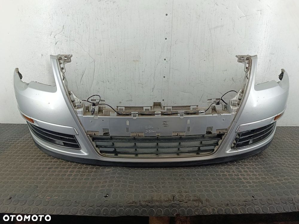 ZDERZAK PRZÓD VW PASSAT B6 LA7W - 1