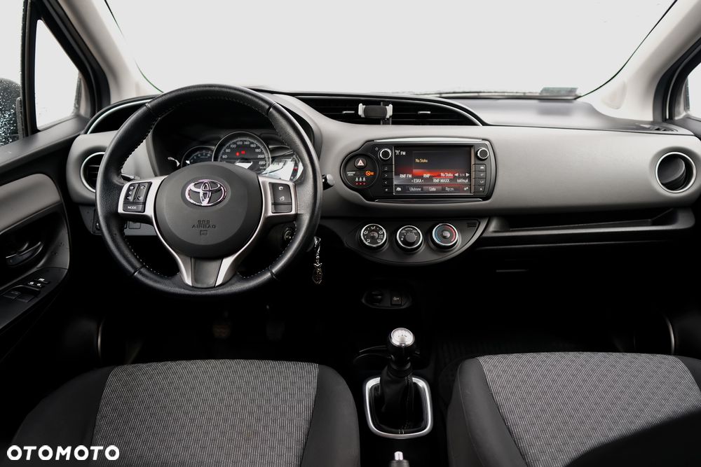 Toyota Yaris 1.0 Premium EU6 - 5