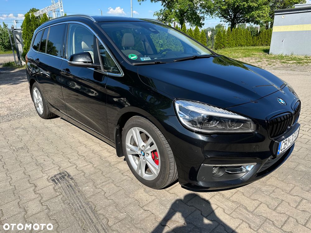 BMW Seria 2 220d - 4